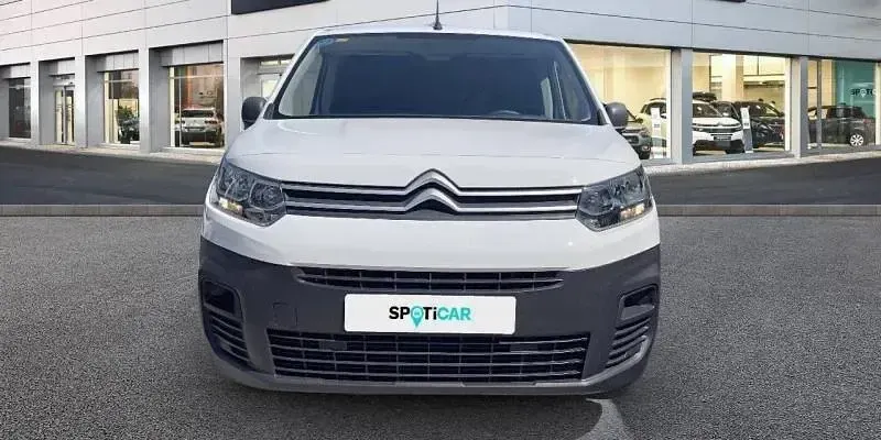 Usado Citroën Berlingo 76 CV (55 kW) 2021 Blanco Monovolumen