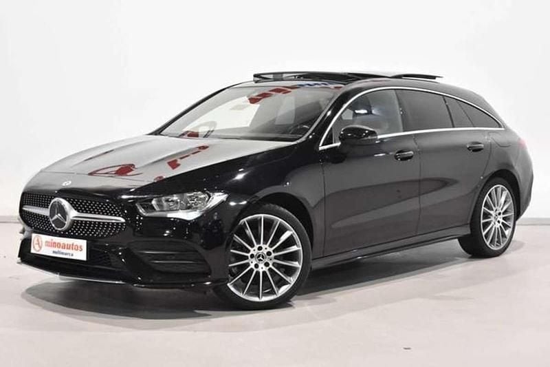 Usado Mercedes CLA250 Shooting Brake AMG line 211 CV (155 kW) 2023 Negro Familiar