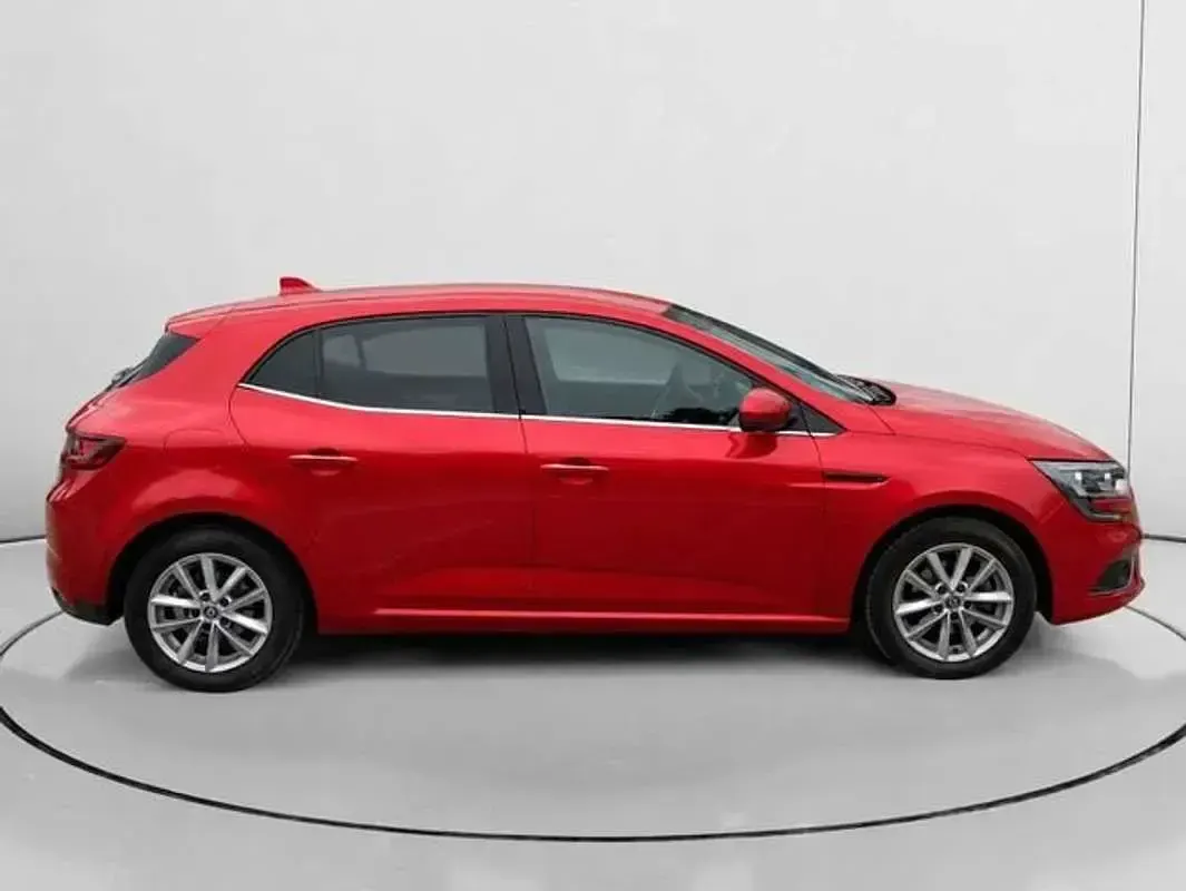 Usado Renault Mégane 132 CV (97 kW) 2018 Rojo Utilitario