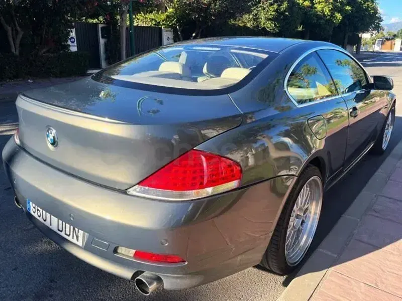 Usado BMW 645 Comfort Edition 333 CV (244 kW) 2004 Gris / plata Coupe
