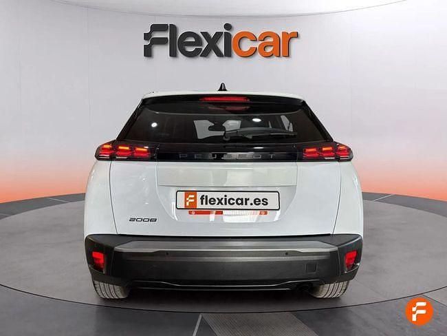 Usado Peugeot 2008 Allure 100 CV (73 kW) 2025 Blanco SUV