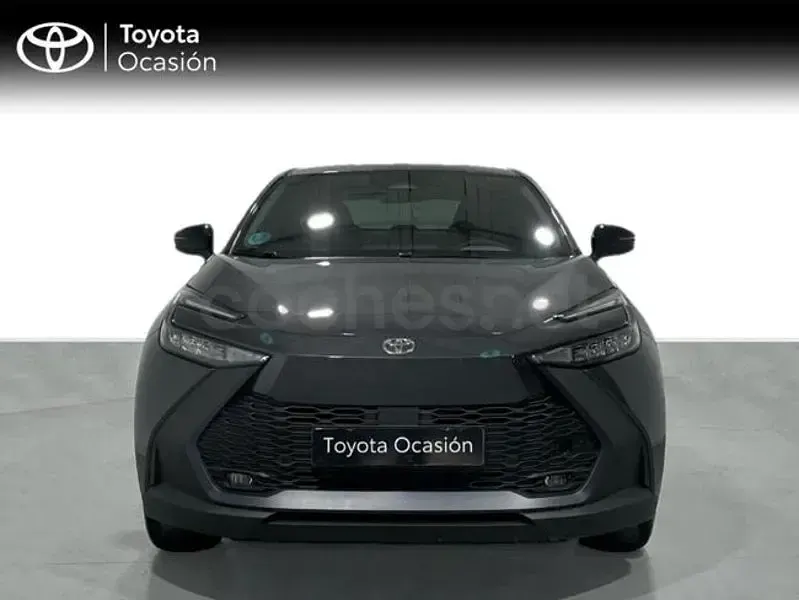 Usado Toyota C-HR Advance 140 CV (102 kW) 2025 Gris / plata SUV