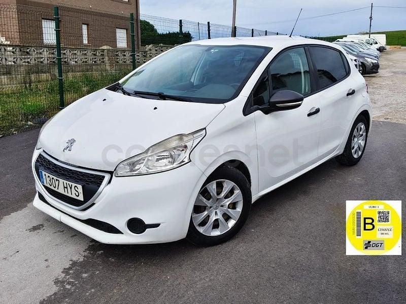 Usado Peugeot 208 Access 68 CV (50 kW) 2014 Blanco Utilitario