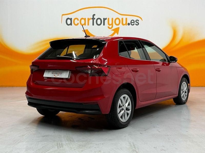 Usado Skoda Fabia Ambition 95 HP (69 kW) 2021 Vermelho Sedan