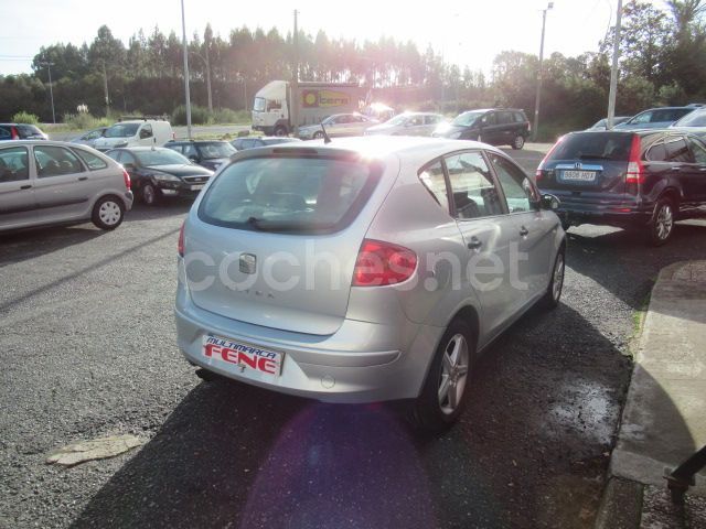 Usado Seat Altea Stylance 105 CV (77 kW) 2006 Gris / plata Monovolumen