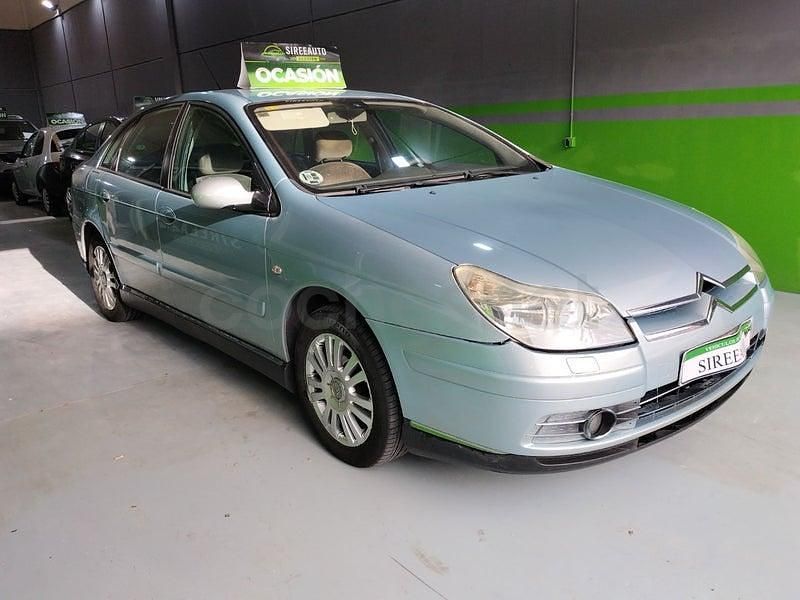 Usado Citroën C5 117 CV (86 kW) 2005 Gris / plata Berlina
