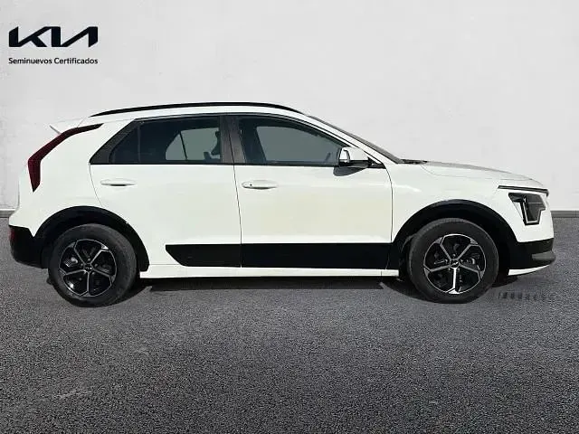 Usado Kia Niro 141 CV (103 kW) 2024 Sedán SUV