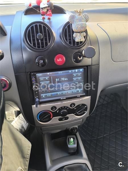 Negro Usado 2005 Chevrolet Kalos Sport Berlina | 1800 € (Precio justo) - Imagen 1/4