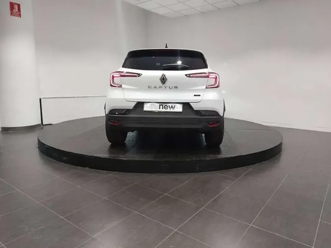 Nuevo Renault Captur Techno 143 CV (105 kW) 2026 Blanco SUV