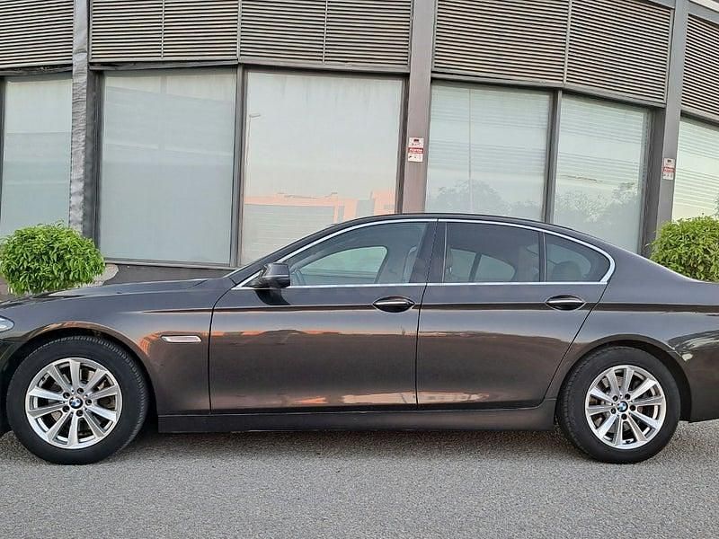 Usado BMW 520 Comfort Edition 190 CV (139 kW) 2014 Beige Berlina