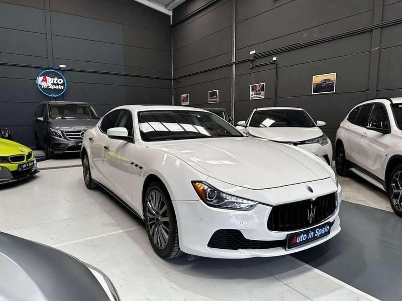 Usado Maserati Ghibli GranLusso 349 CV (256 kW) 2017 Blanco Coupe