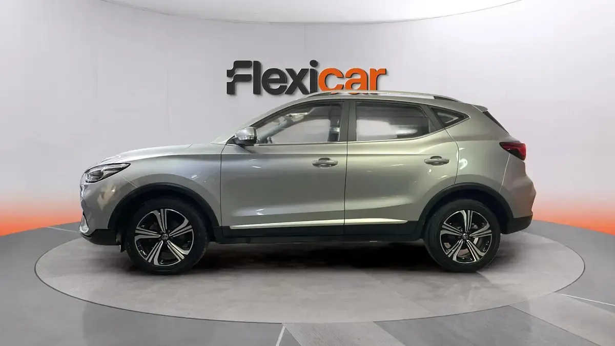 Usado MG ZS Comfort 106 CV (77 kW) 2023 Gris SUV