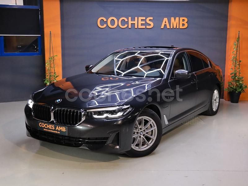 Gris / plata Usado 2020 BMW 530e Berlina | 29.950 € (Buen precio) - Imagen 1/3