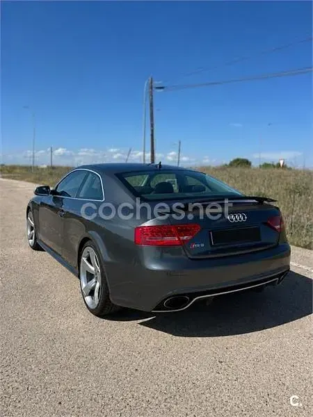 Usado Audi RS5 Advanced 450 CV (330 kW) 2010 Gris / plata Coupe