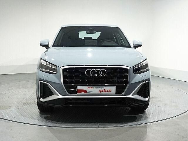 Usado Audi Q2 S-Line 116 CV (85 kW) 2025 Gris SUV