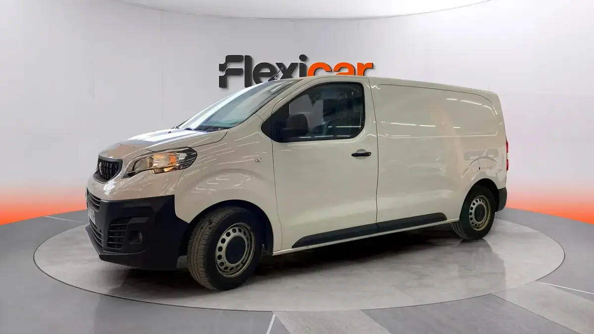 Usado Peugeot Expert S 120 CV (88 kW) 2023 Blanco Van