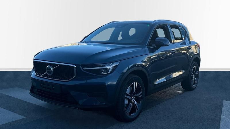 Gris Nuevo 2025 Volvo XC40 Core SUV | 36.900 € (Buen precio) - Imagen 1/4
