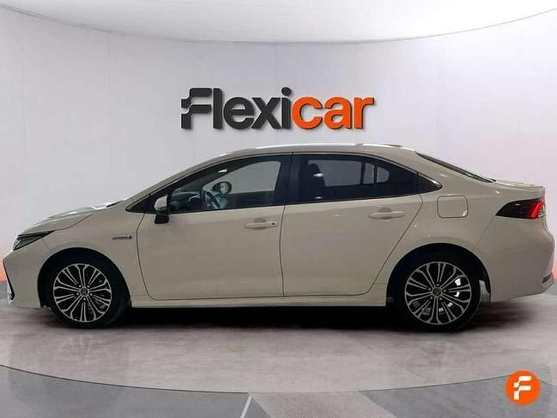 Usado Toyota Corolla 122 CV (89 kW) 2019 Blanco Berlina