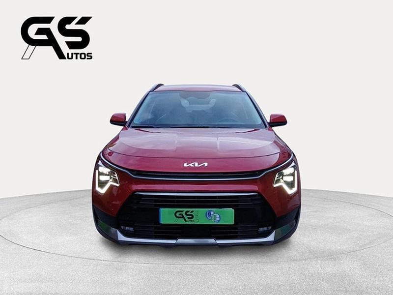 Usado Kia Niro 129 CV (94 kW) 2025 Rojo SUV