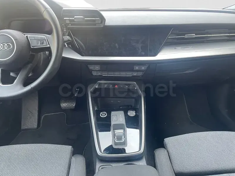 Usado Audi A3 Advanced Plus 116 CV (85 kW) 2022 Azul Berlina