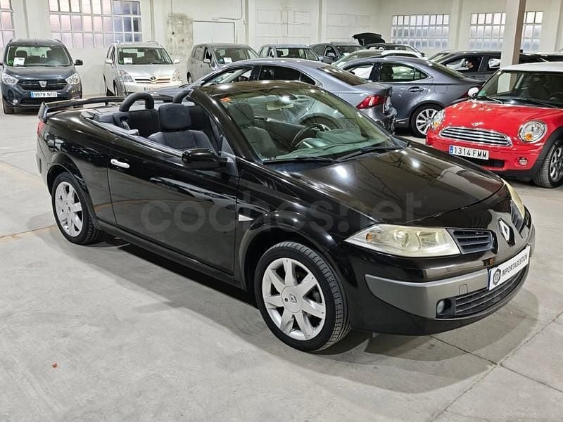 Usado Renault Mégane Cabriolet Dynamique 110 CV (80 kW) 2007 Negro Descapotable