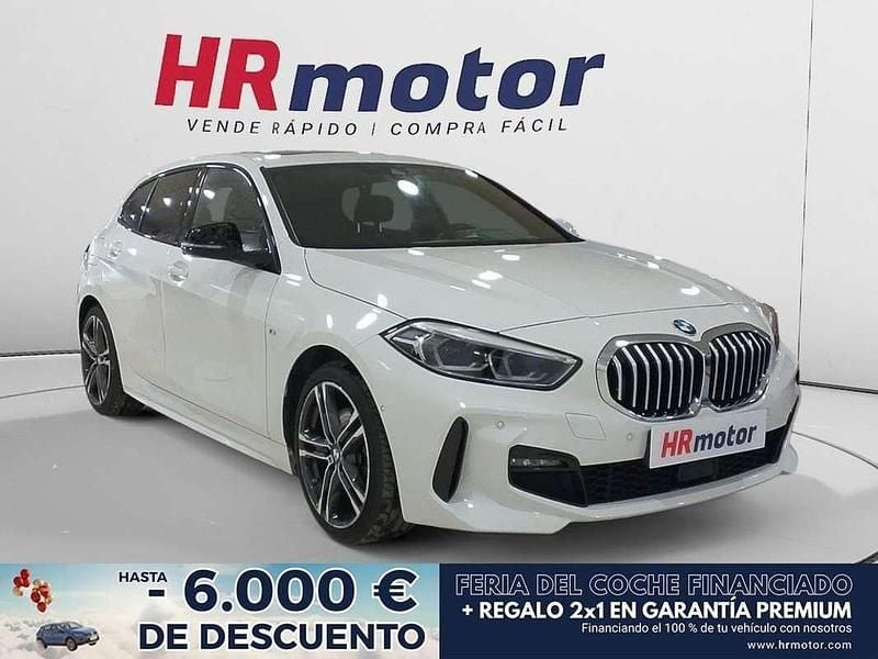 Blanco Usado 2023 BMW 116 Sport Line Utilitario | 22.950 € (Precio justo) - Imagen 1/4