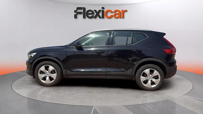 Usado Volvo XC40 Momentum 163 CV (119 kW) 2021 Negro SUV
