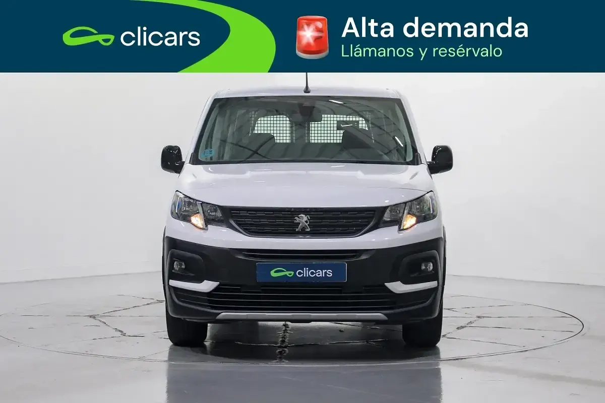 Usado Peugeot Rifter Business-Line 100 CV (73 kW) 2023 Blanco Monovolumen