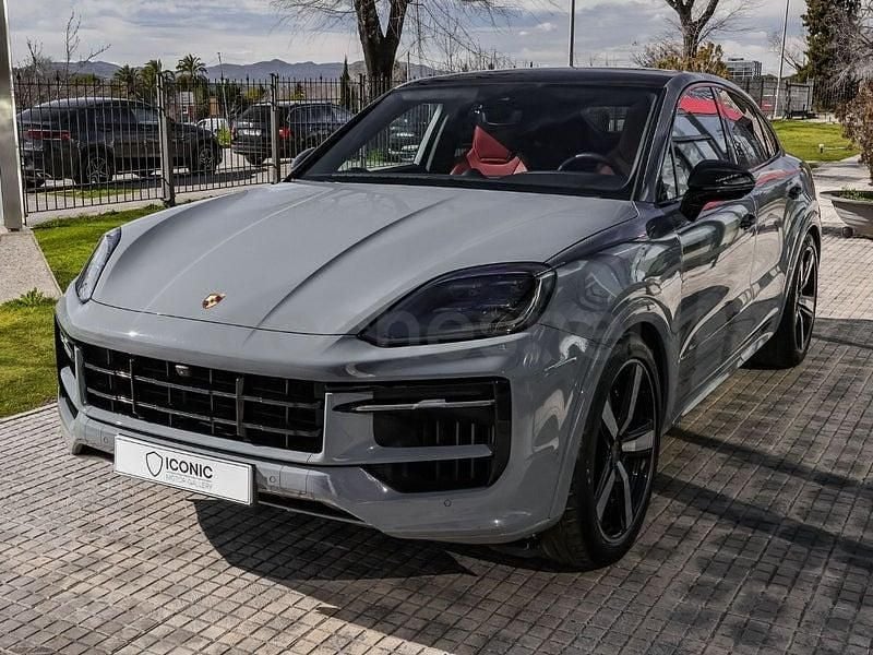 Usado Porsche Cayenne 500 CV (367 kW) 2025 Gris SUV