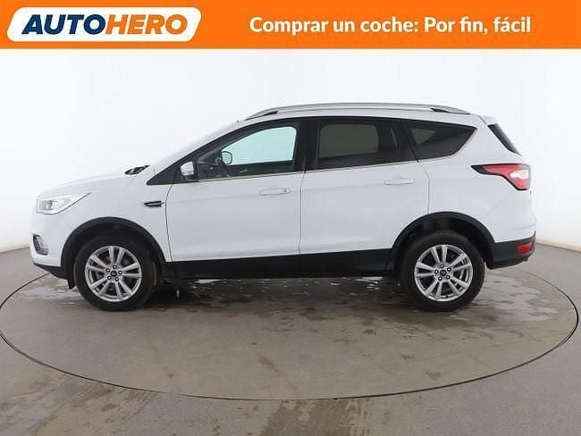 Usado Ford Kuga Trend 120 CV (88 kW) 2019 Blanco SUV