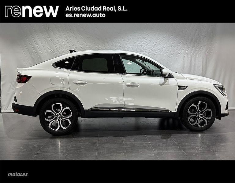 Usado Renault Arkana Zen 140 CV (102 kW) 2022 Blanco SUV