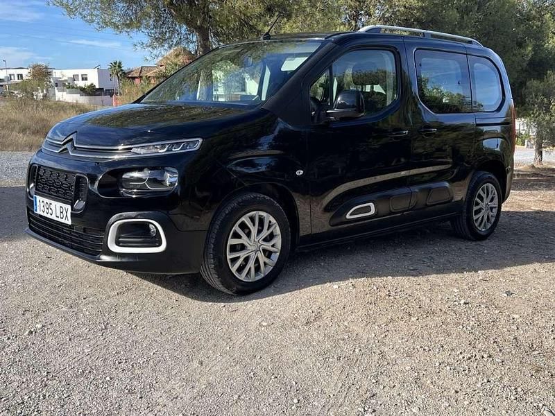 Usado Citroën Berlingo Feel 102 CV (75 kW) 2019 Monovolumen