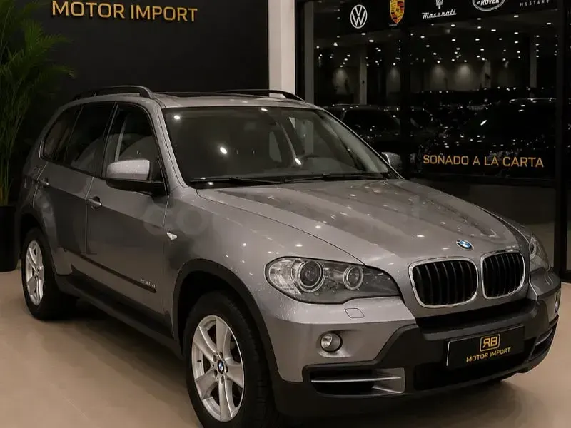 Usado BMW X5 Comfort Edition 235 CV (172 kW) 2009 Gris / plata SUV