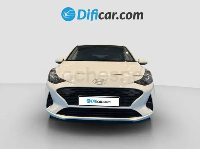 Usado Hyundai i10 63 CV (46 kW) 2025 Blanco Utilitario