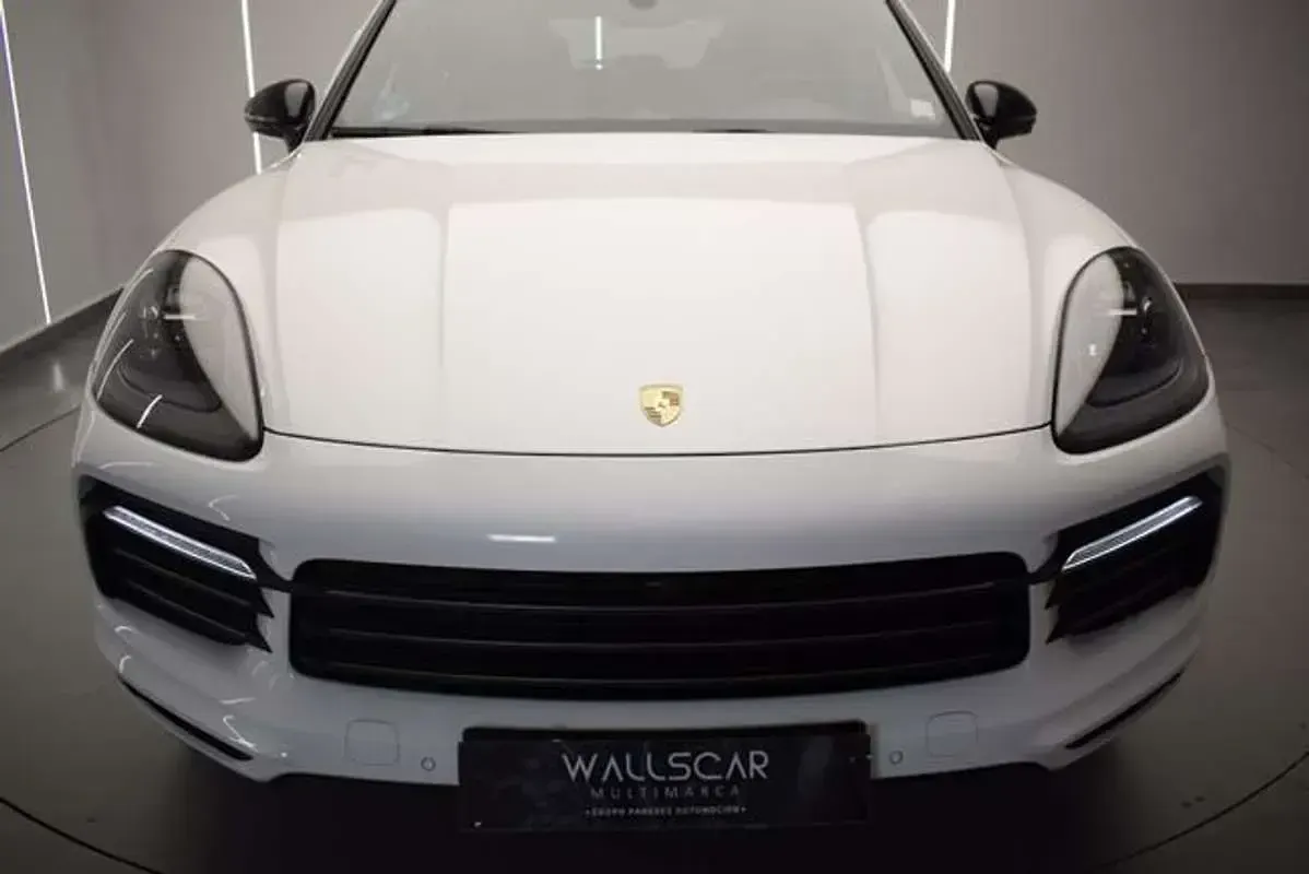 Usado Porsche Cayenne Platinum Edition 340 CV (250 kW) 2022 Blanco SUV