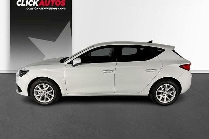 Usado Seat Leon Style 115 CV (84 kW) 2025 Blanco
