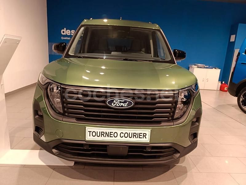 Nuevo Ford Tourneo Courier Titanium 125 CV (91 kW) 2025 Verde Monovolumen