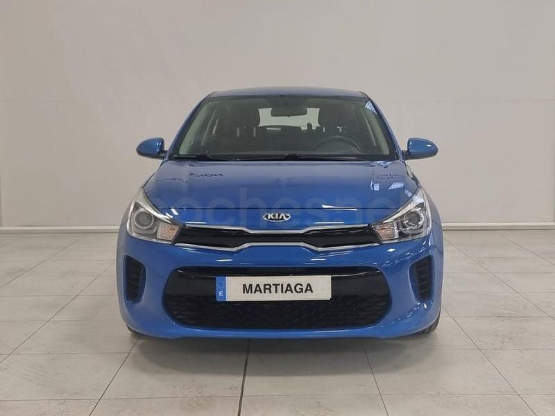 Usado Kia Rio 84 CV (61 kW) 2021 Azul Berlina