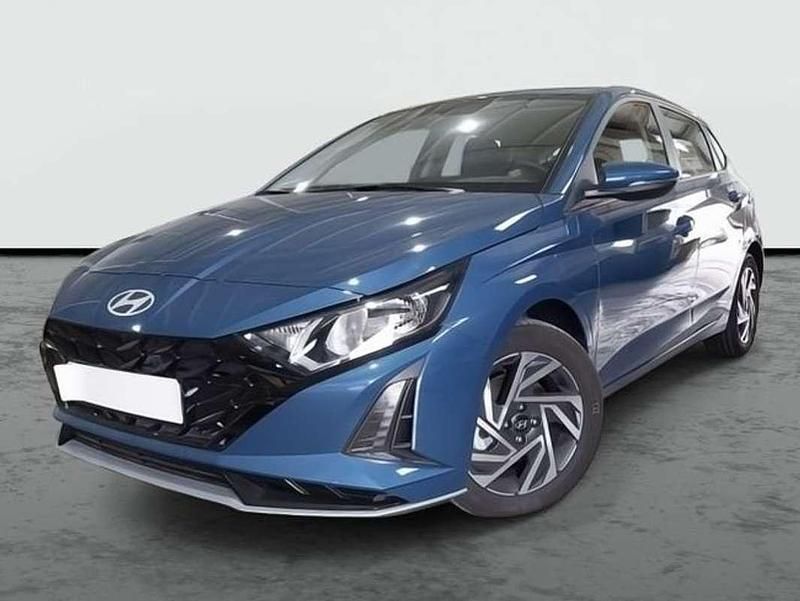 Azul Usado 2025 Hyundai i20 Berlina | 18.290 € (Buen precio) - Imagen 1/4
