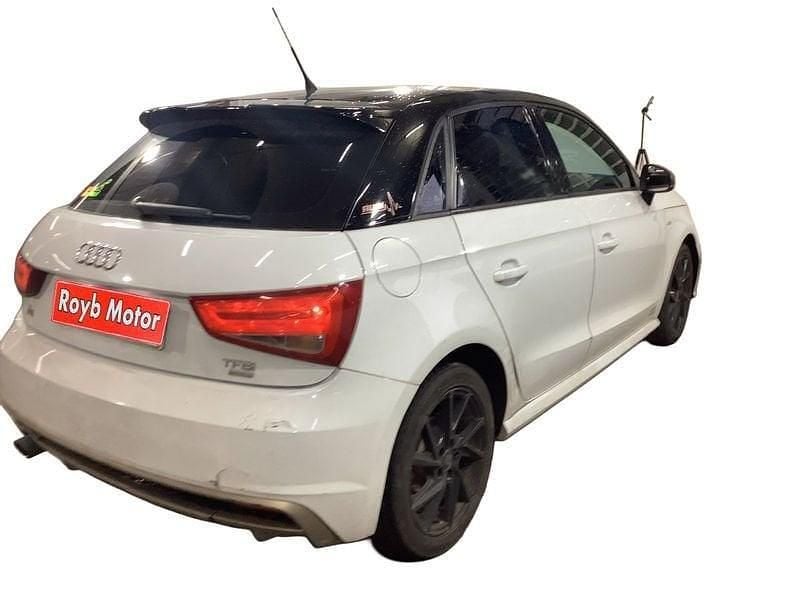 Usado Audi A1 Attraction 95 CV (69 kW) 2018 Blanco Utilitario