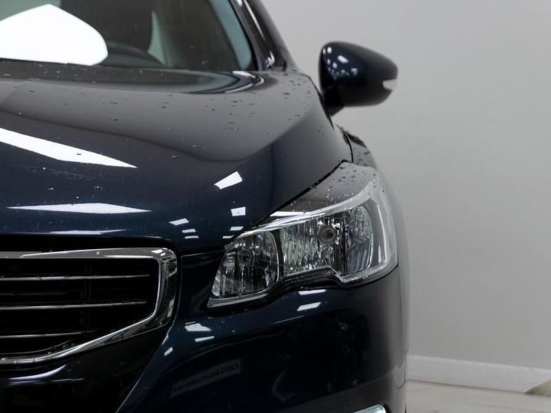 Usado Peugeot 508 Active 120 CV (88 kW) 2017 Azul Berlina