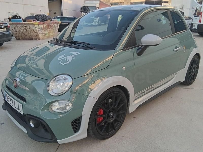 Usado Abarth 695 180 CV (132 kW) 2020 Verde Utilitario