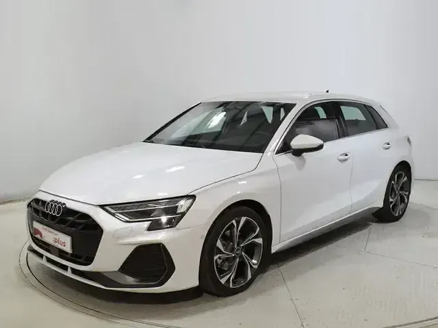 Usado Audi A3 e-tron S-Line 204 CV (150 kW) 2025 Blanco Utilitario