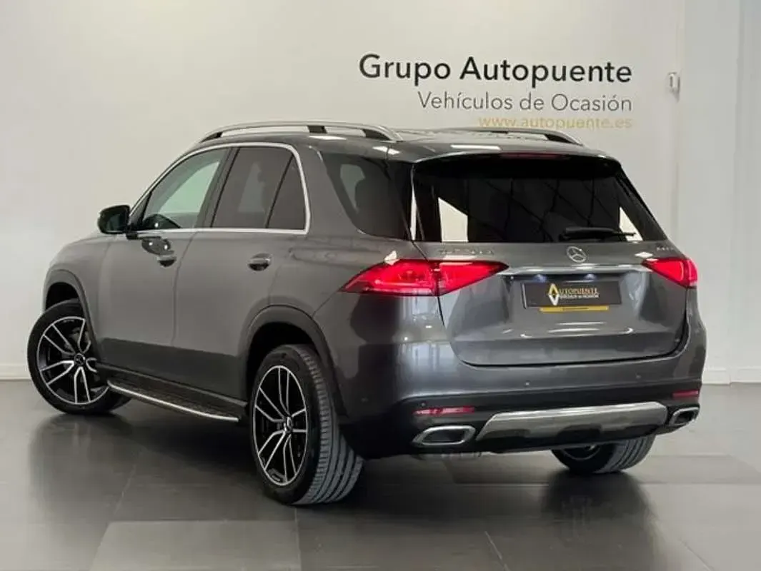 Usado Mercedes GLE300 245 CV (180 kW) 2021 Gris SUV