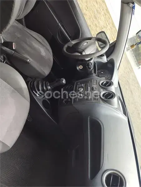 Usado Citroën C3 70 CV (51 kW) 2005 Negro Berlina