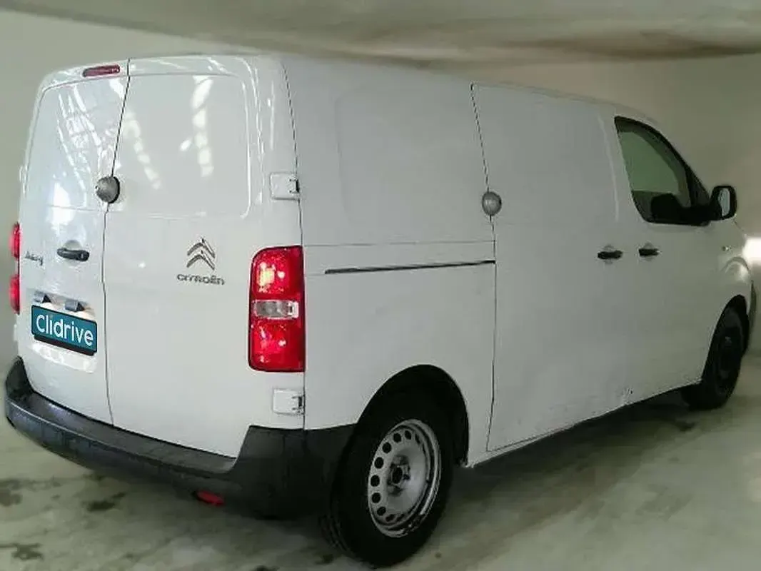 Usado Citroën Jumpy 102 CV (75 kW) 2021 Blanco Monovolumen