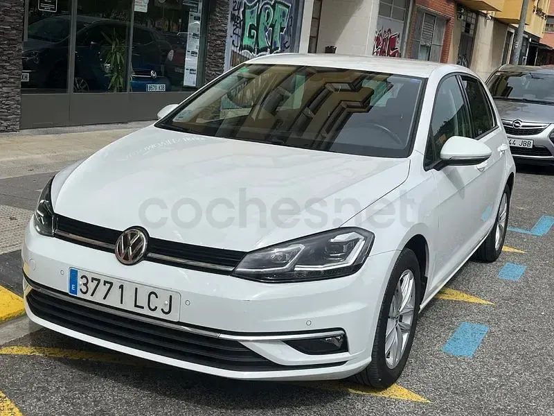 Usado VW Golf VII Advance 115 CV (84 kW) 2019 Blanco Berlina