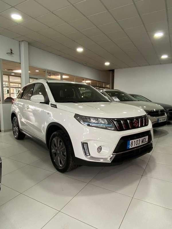 Usado Suzuki Vitara 116 CV (85 kW) 2023 Blanco SUV