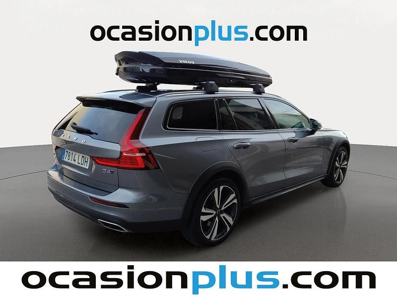 Usado Volvo V60 CC Pro 190 CV (139 kW) 2019 Gris Familiar