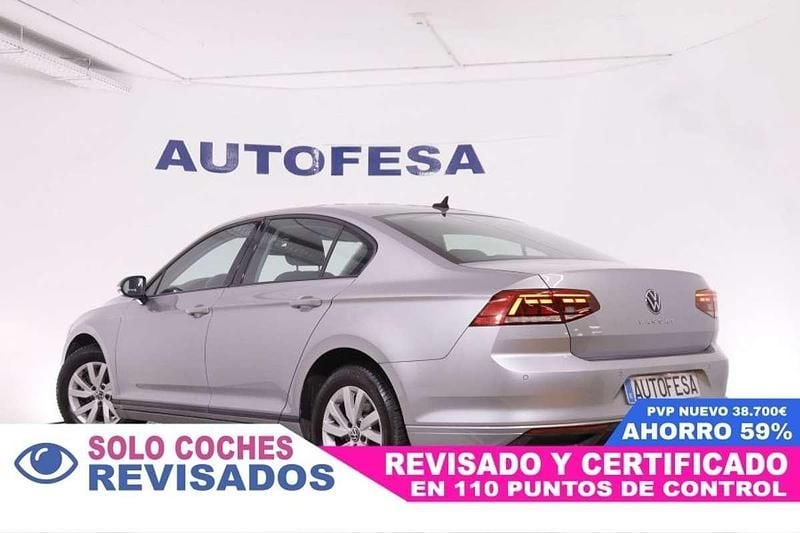 Usado VW Passat Business 122 CV (89 kW) 2020 Gris Berlina